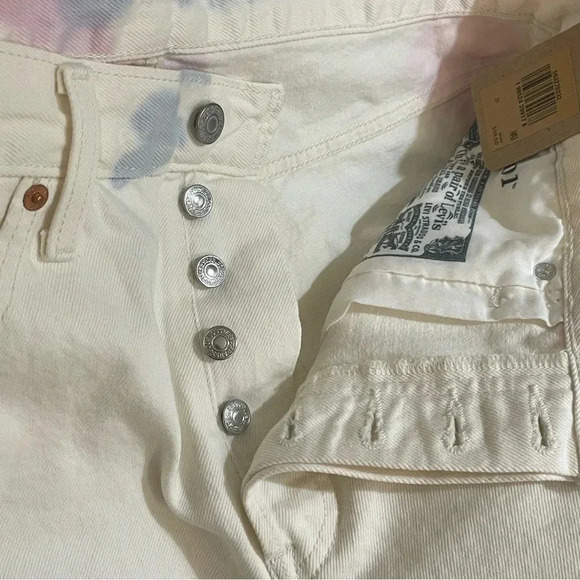 Levi’s 501 NWT High Rise Button Fly White Shorts Pink and Blue Tie-Dye Size 31 - Picture 3 of 7